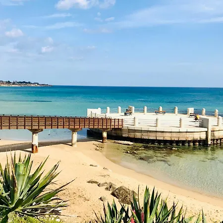 Sunlands 50 Meters From The Sandy With Wifi * Avola